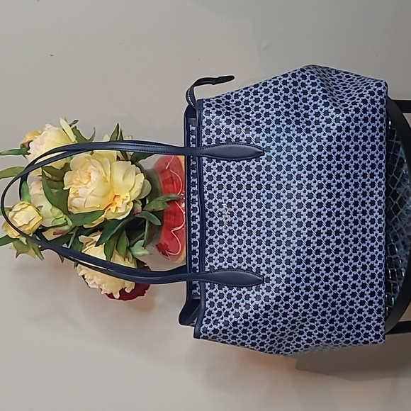 kate spade Handbags - Kate Spade Blue Multi Tote
